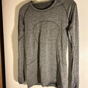 Silver sparkle long sleeve Lulu lemon shirt